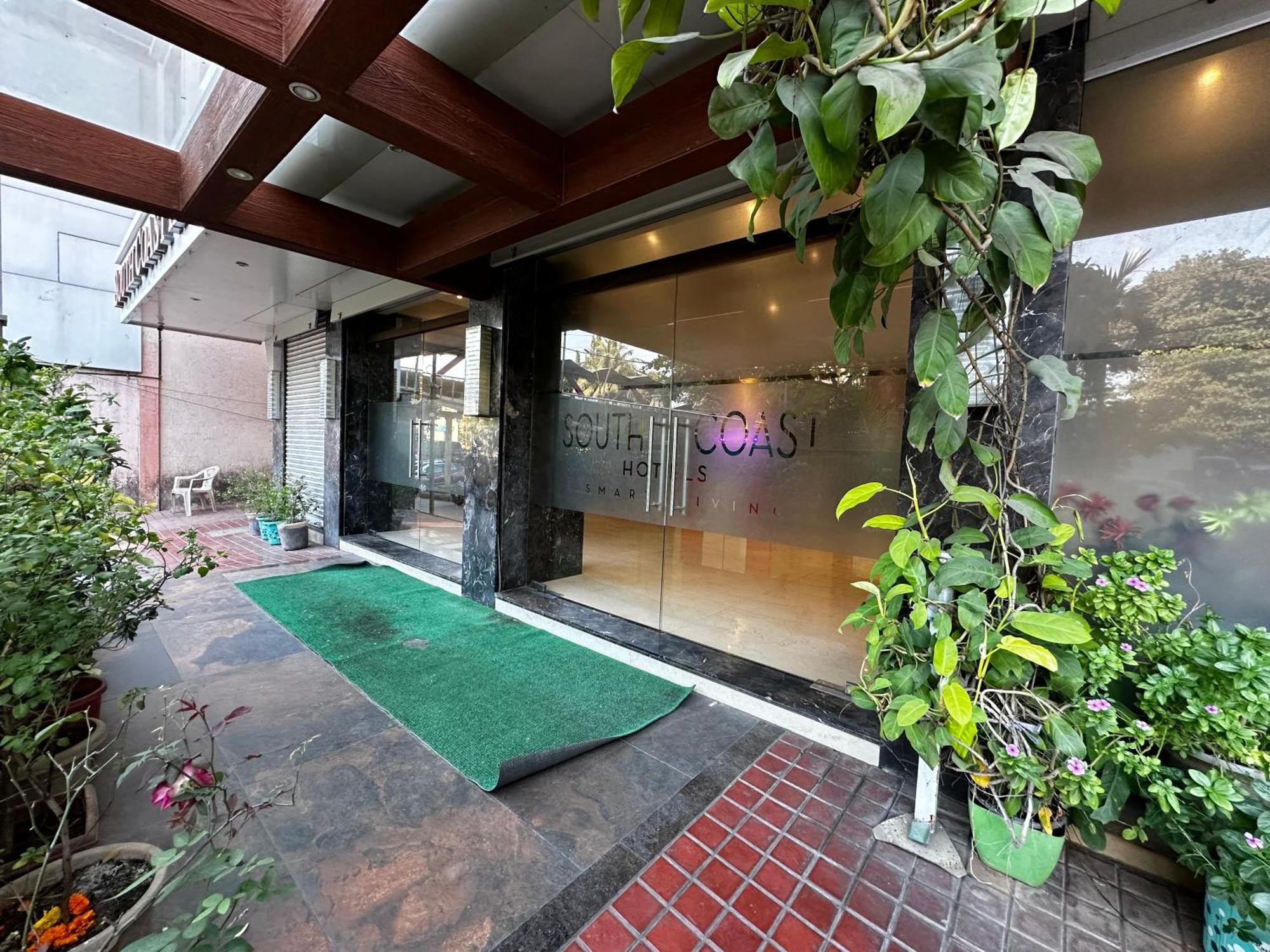 South Coast Hotel Wagle Estate Thane Dış mekan fotoğraf